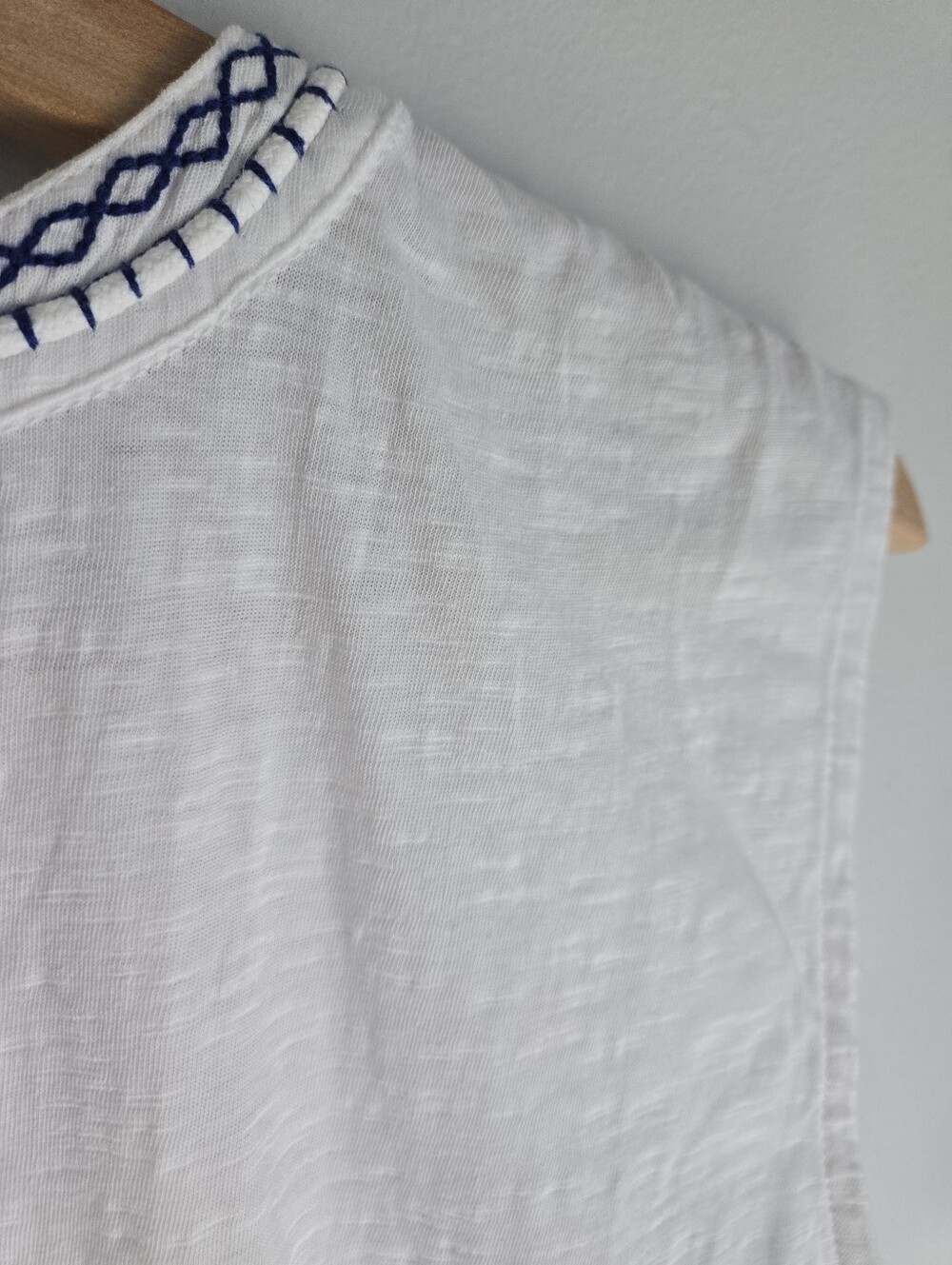 OLSEN White Sleeveless Embroidered Neck Top - Picture 7 of 8
